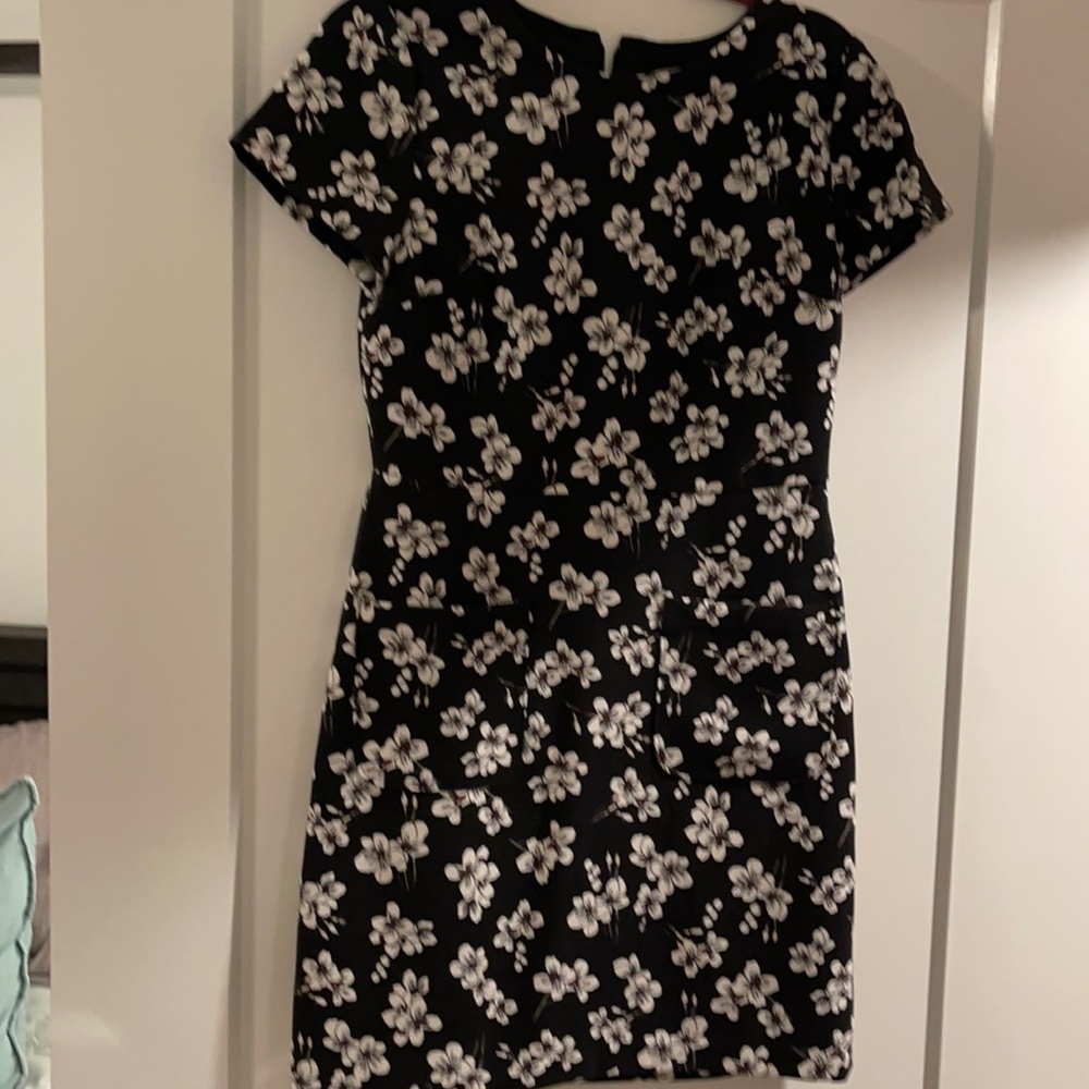 Loft black fully lined stretch knit back zipper dress